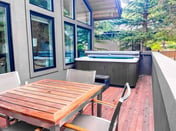 Slope-Side Chic: Home with Hot Tub
