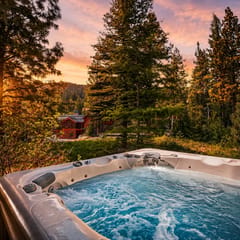 Fireside Lodge | Ski-In/Ski-Out Luxury Cabin + Hot Tub