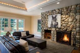 Gimlet Family Home | Close to Lift with Hot Tub!