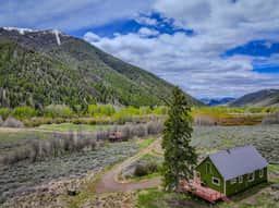 Triumph Ranch Farm House - Image 2