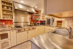 Charming Ketchum Cottage with Gourmet Kitchen - Image 2