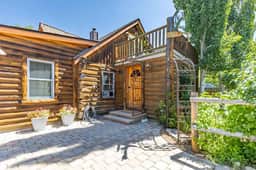 Charming Ketchum Cottage with Gourmet Kitchen