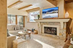 Luxury Warm Springs Home with Rooftop Hot Tub, Epic Views, + Walk to Lift! - Image 2