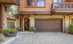 SkiView Luxury Townhome - Steps to Ketchum + Skiing, Dog-Friendly!