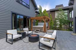 Boutique West Ketchum Escape | Private Hot Tub + Detached Casita | Walk to Everything