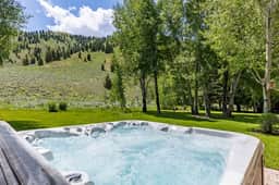 Sun Valley Hillside Home | Hot Tub + Mountain Views - Image 2