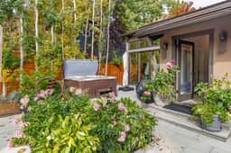 Warm Springs Getaway | Hot Tub | Near Lift & Downtown