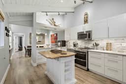 Warm Springs Getaway | Hot Tub | Near Lift & Downtown