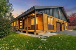 The Timberline House | Modern Mountain Comfort | Walk to Town & Near Lifts - Image 2