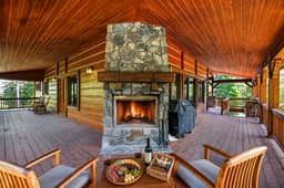 Fireside Lodge | Ski-In/Ski-Out Luxury Cabin + Hot Tub