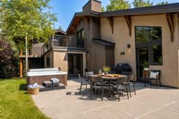 The Sawtooth Modern | Designer Build | Hot Tub | River Access - Image 5