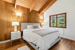 Ketchum Chalet | Mtn. Views | Deck | 2 Fireplaces - Image 3