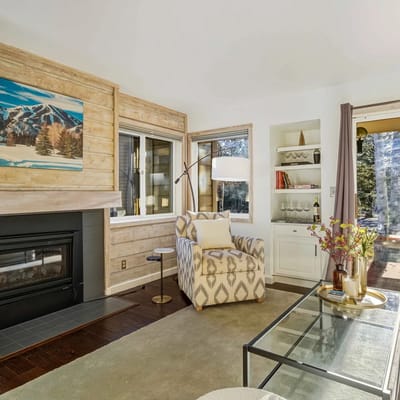 Elkhorn Bluff Condo | Hot Tub | Pool | Skiing