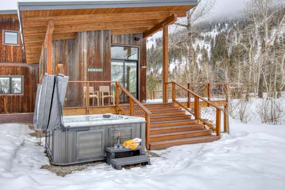 Mountain Modern Luxury Retreat with Hot Tub - Image 1