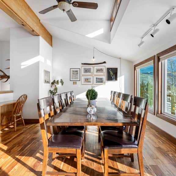 Camp Creek Ranch – Spacious Retreat on 43 Private Acres - Image 1