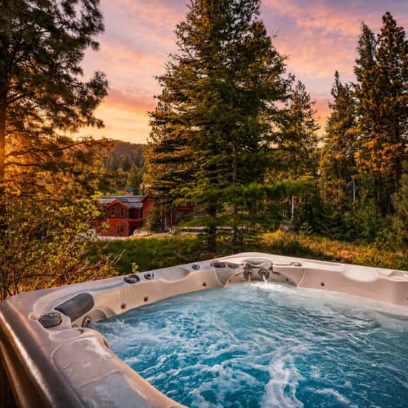 Fireside Lodge | Ski-In/Ski-Out Luxury Cabin + Hot Tub - Image 1