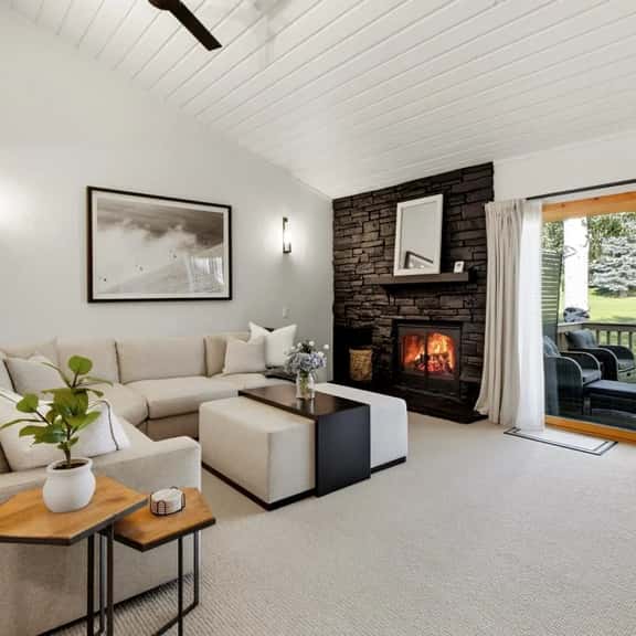 Condo on The Ninth | Elkhorn Access + Golf Views - Image 1