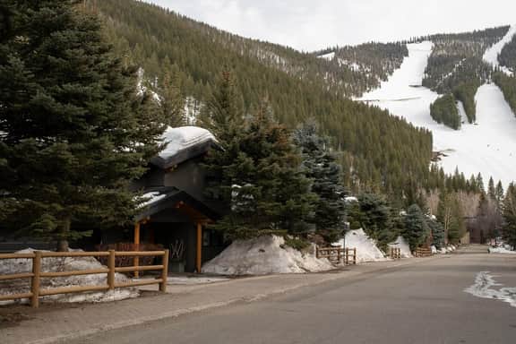 Slope-Side Chic: Home with Hot Tub