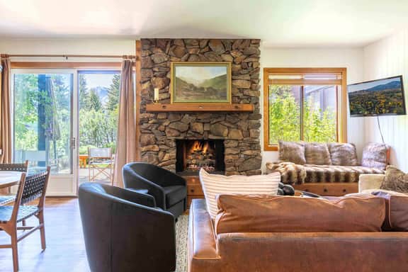 Creekside at Wildflower | Cozy 1BR w/ Amenity Pass - Image 2