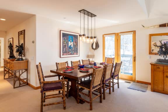 Warm Springs Ski Way Home | Pool, Pickleball, and More!