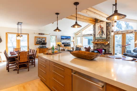 Warm Springs Ski Way Home | Pool, Pickleball, and More! - Image 2