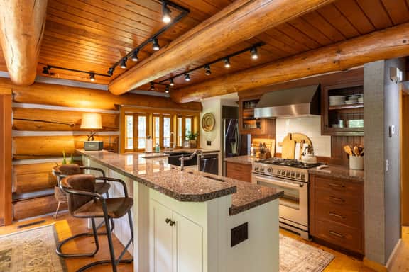 The Luxury Cabin at Comfort Circle