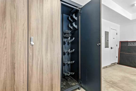 The Aspen Nook at SkiView | Walk to Town & Ski