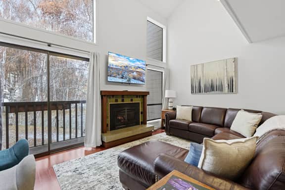 Indian Springs Retreat | Elkhorn Amenities