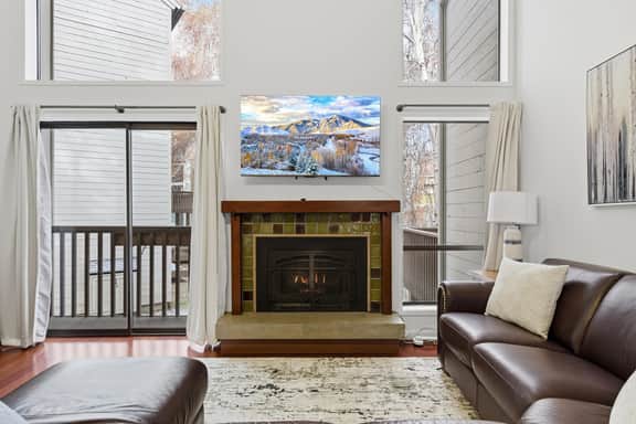 Indian Springs Retreat | Elkhorn Amenities - Image 3