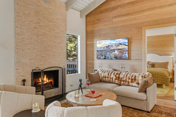 Snowcreek Retreat at Dollar | Walk to Dollar Mountain + Lodge | Hot Tub - Image 3