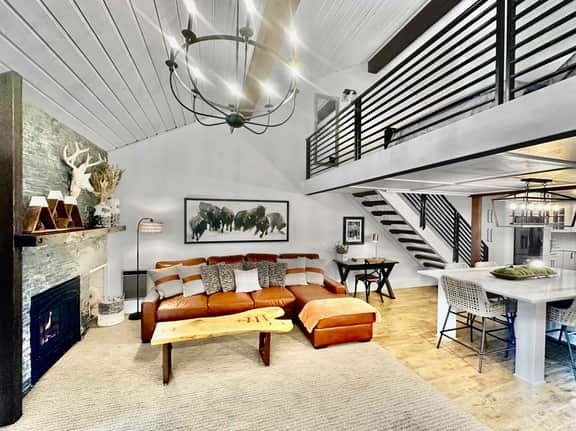 The Sunburst Social | Modern Condo with Amenities