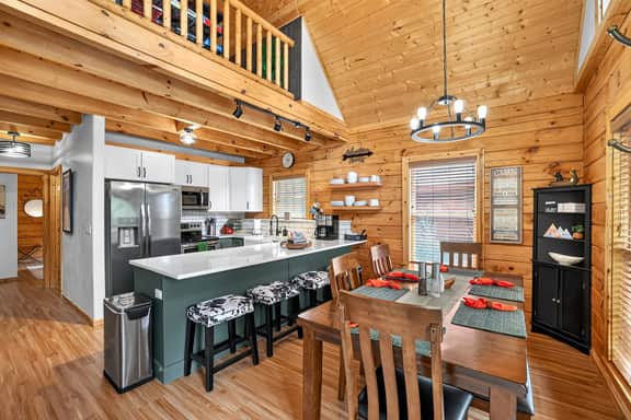 White Fir Cabin | Hot Tub | Fire Pit | Near Tamarack - Image 3