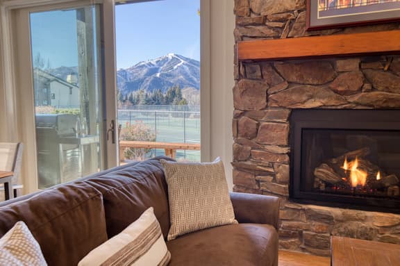 Wildflower Resort Stay - Sun Valley Condo with King Bed and Mtn Views - Image 1