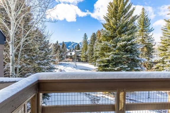 Stylish Sun Valley Condo w/ Resort Access! - Image 1