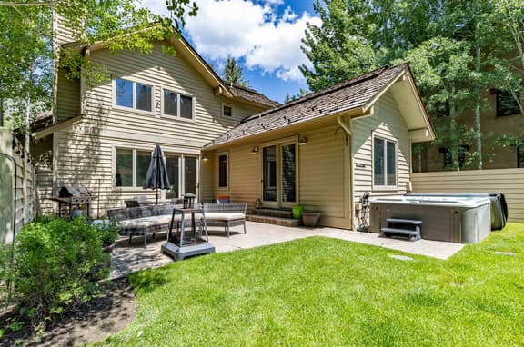 Sun Valley Hillside Home | Hot Tub + Mountain Views - Image 1