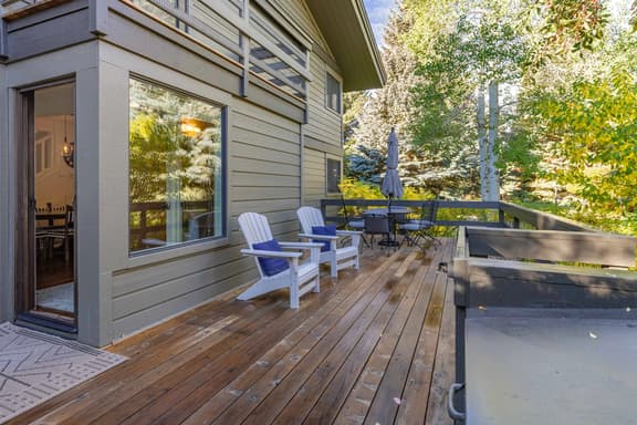 Sun Valley Basecamp | Walk to Skiing, Pool & Village