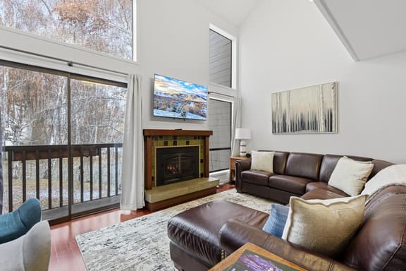 Indian Springs Retreat | Elkhorn Amenities - Image 1